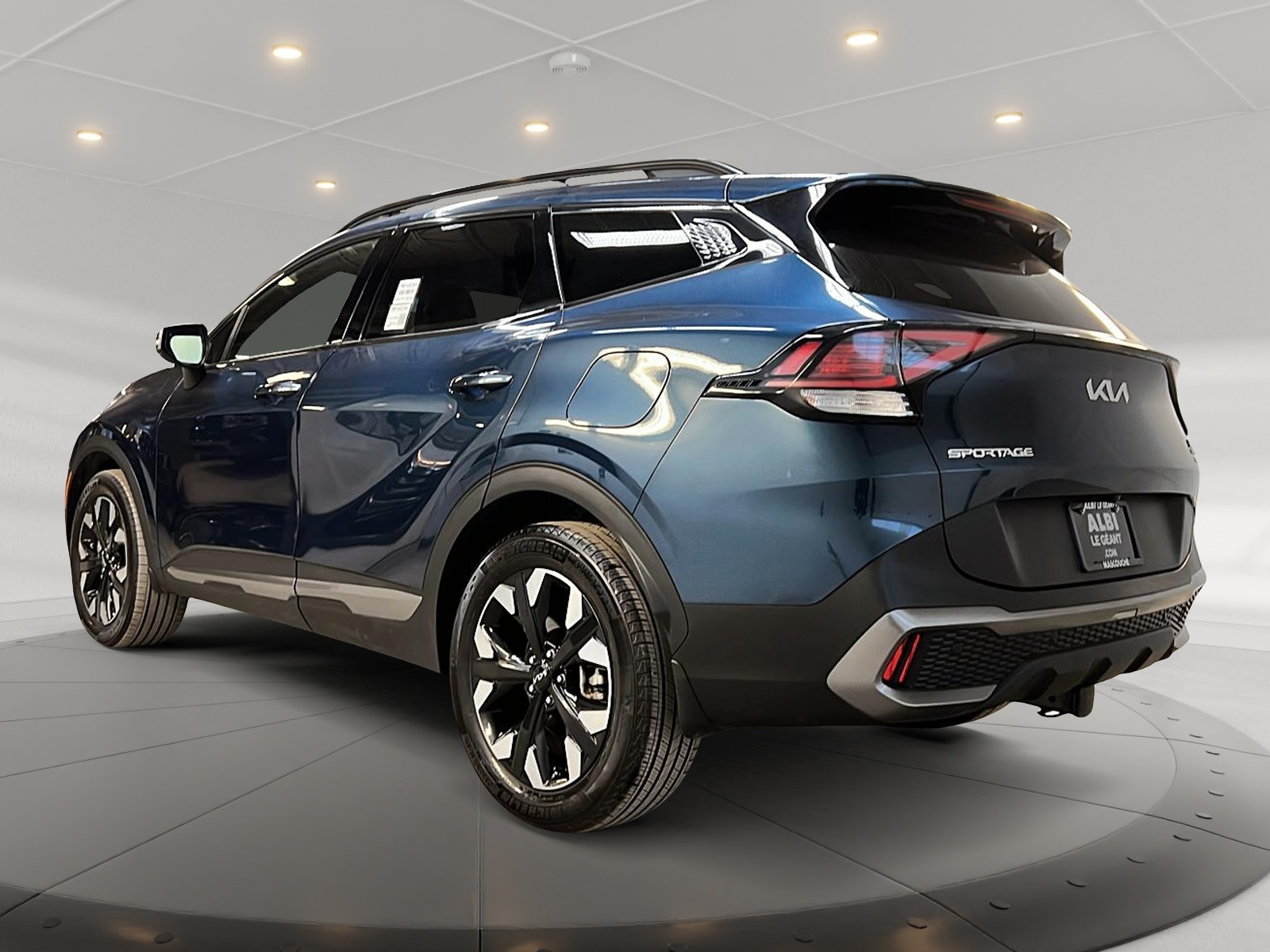 Kia Sportage X LINE CUIR 4RM 2023 - image #6
