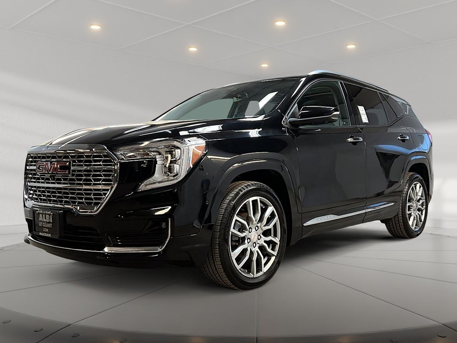 GMC Terrain DENALI CUIR TOIT PANO NAV 4RM 2023 - image #1