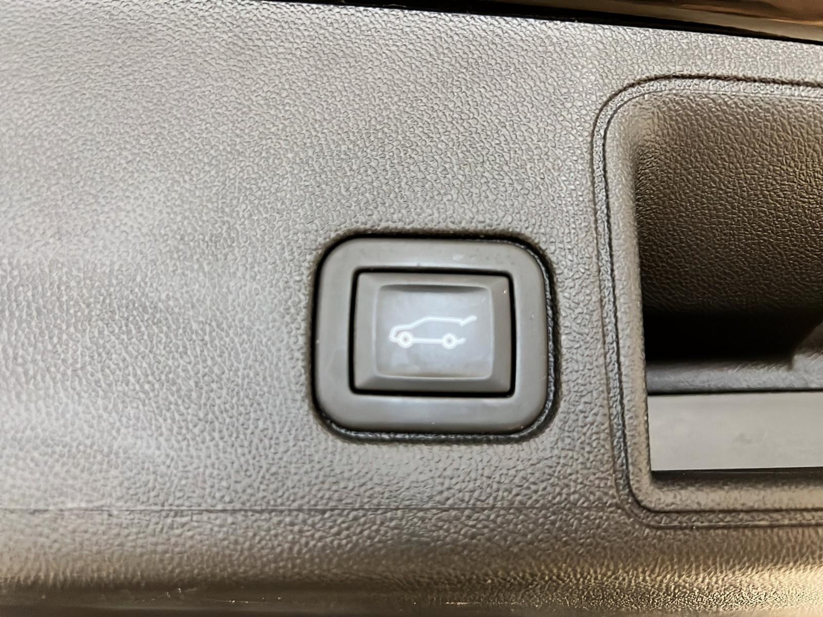 GMC Terrain DENALI CUIR TOIT PANO NAV 4RM 2023 - image #15