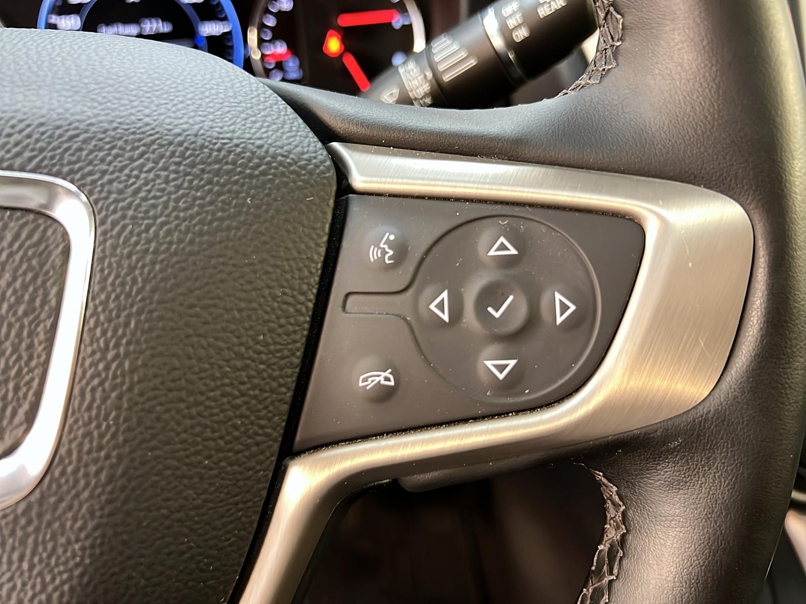 GMC Terrain DENALI CUIR TOIT PANO NAV 4RM 2023 - image #22