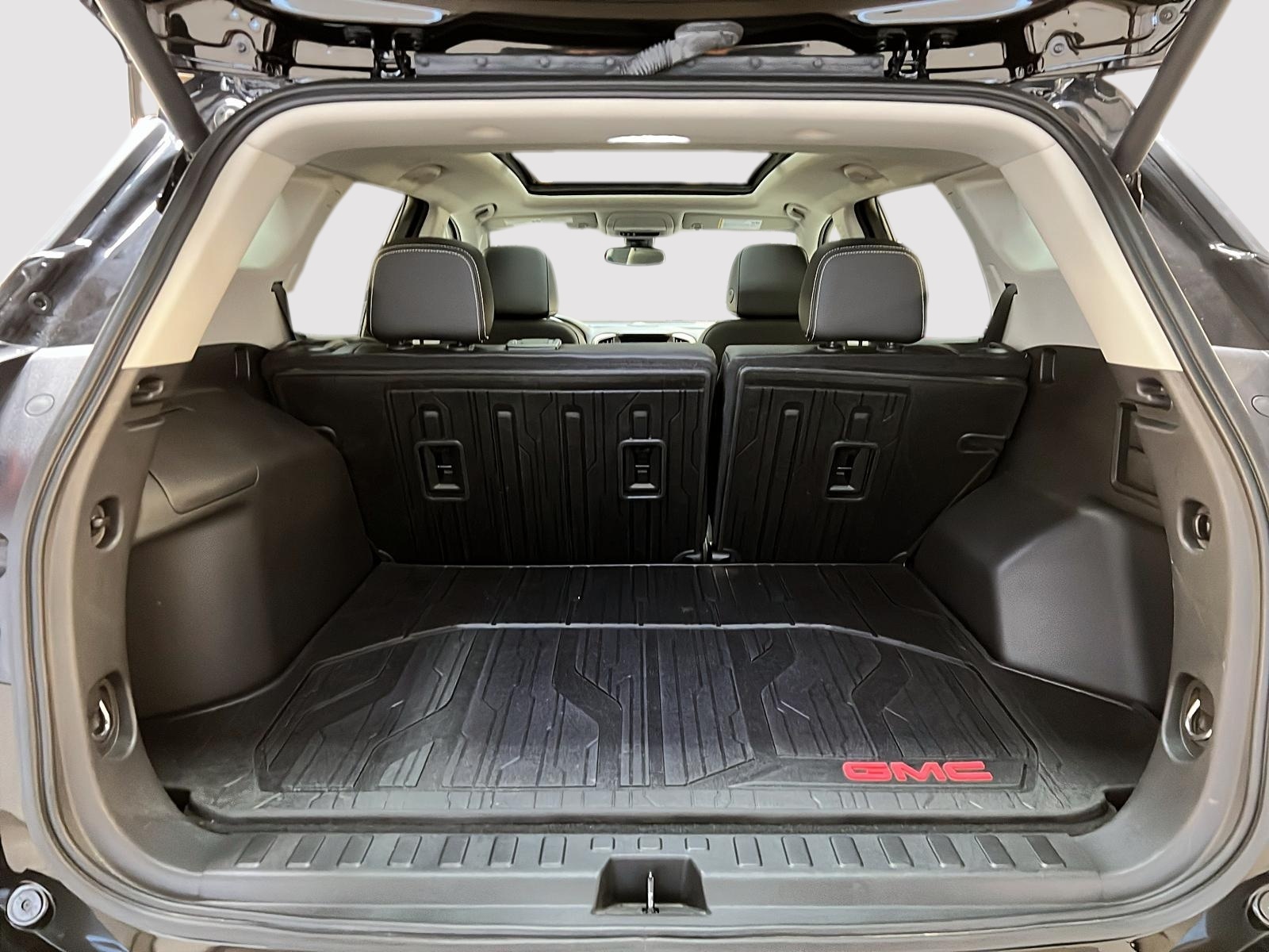 GMC Terrain DENALI CUIR TOIT PANO NAV 4RM 2023 - image #14