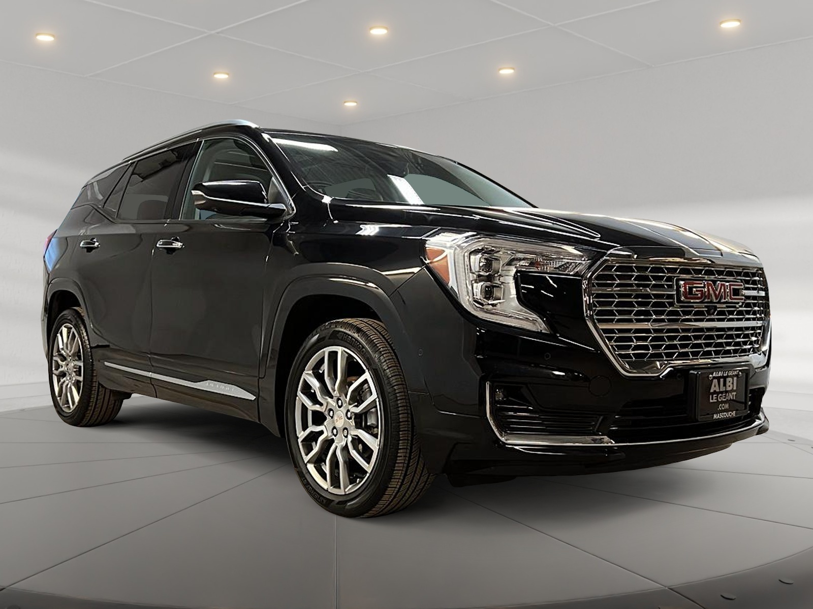 GMC Terrain DENALI CUIR TOIT PANO NAV 4RM 2023 - image #3