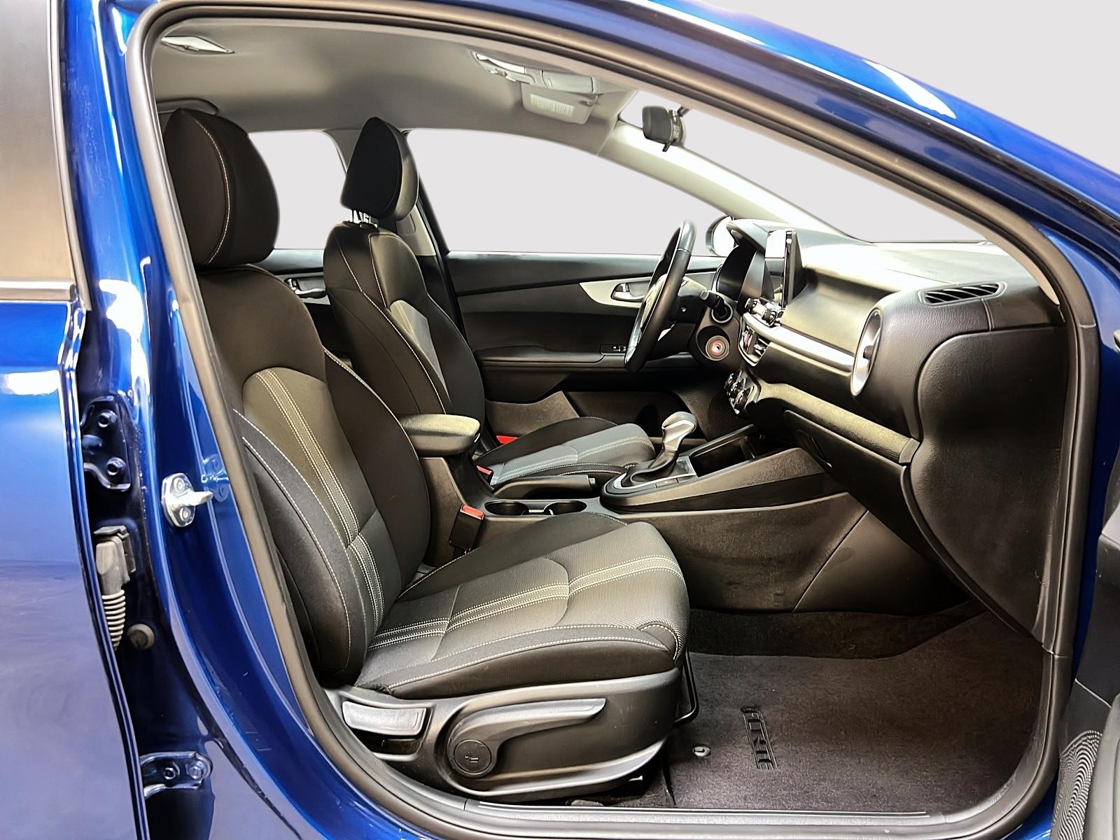 Kia Forte LX 2024 - image #8