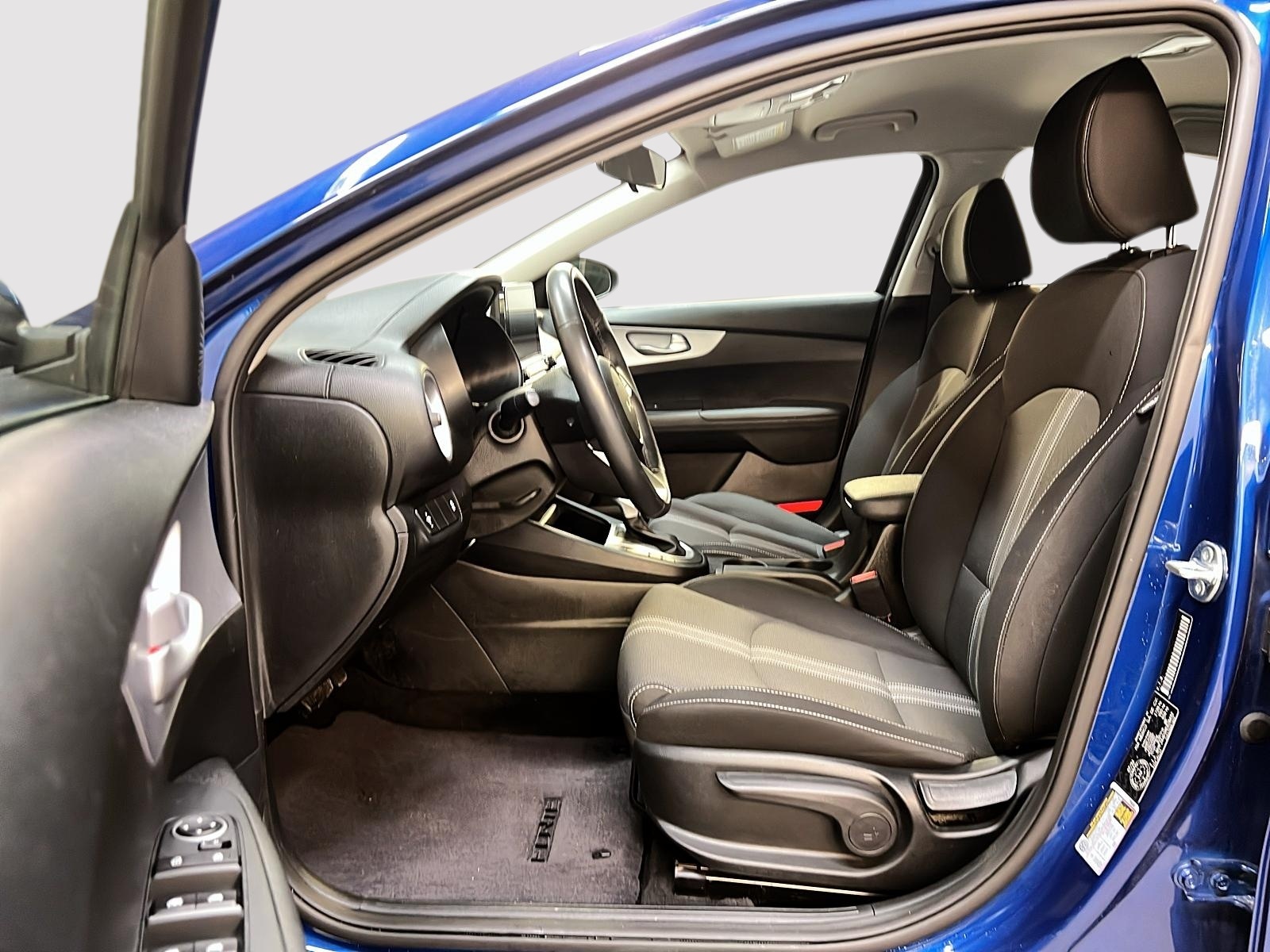 Kia Forte 2024 - Image #7