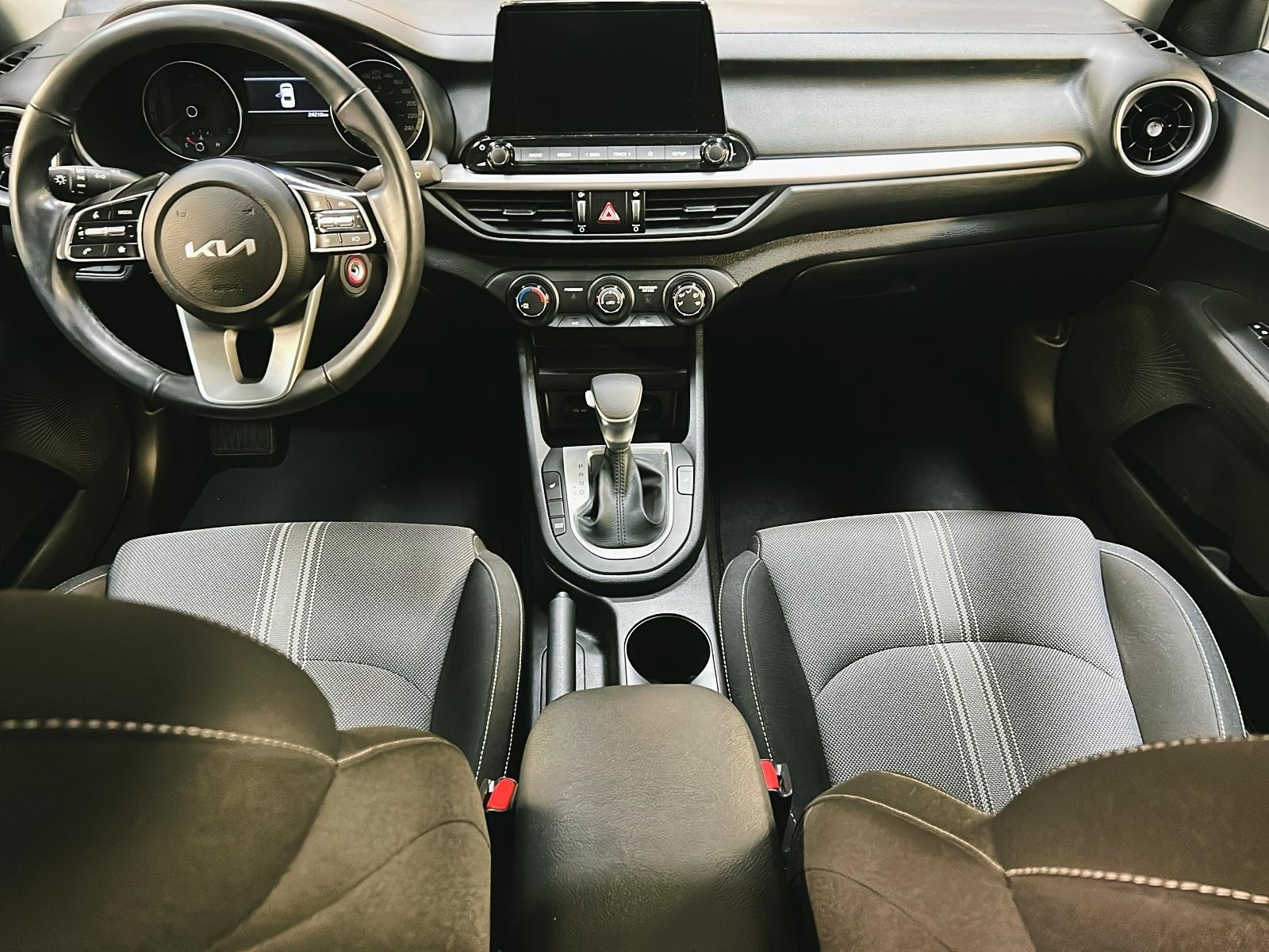 Kia Forte 2024 - Image #10