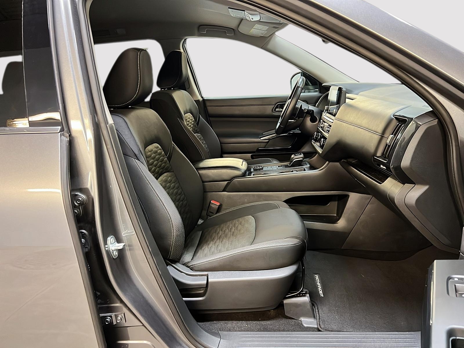 Nissan Pathfinder S 4RM 2024 - image #8