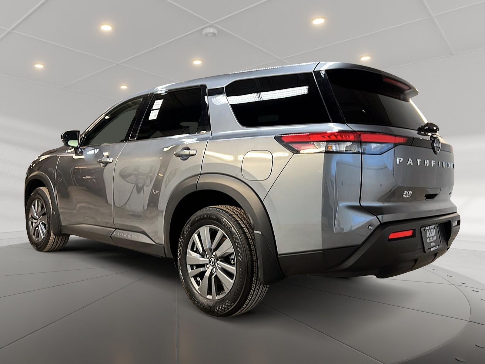 Nissan Pathfinder S 4RM 2024 - image #6