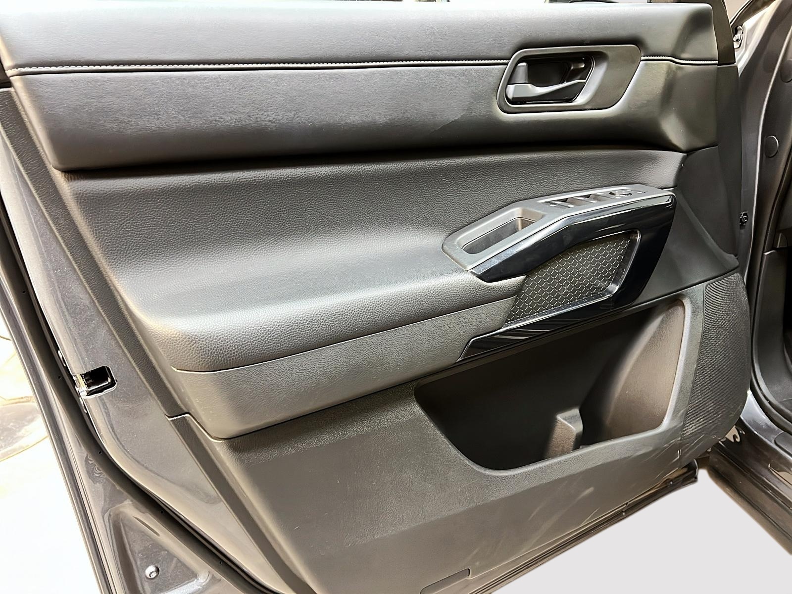 Nissan Pathfinder S 4RM 2024 - image #22