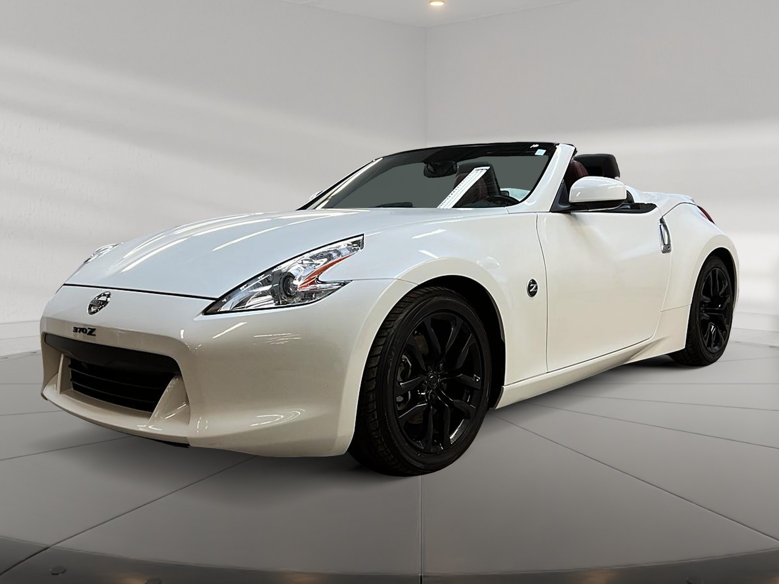 Nissan 370Z TOURING CONVERTIBLE 2010 - image #1