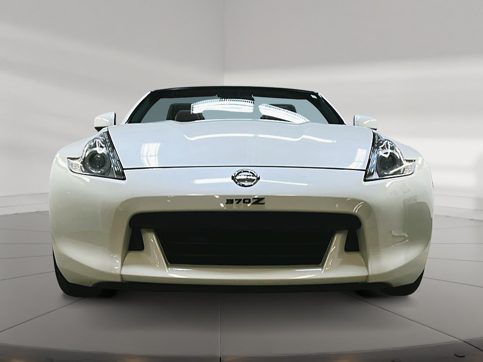 Nissan 370Z TOURING CONVERTIBLE 2010 - image #8