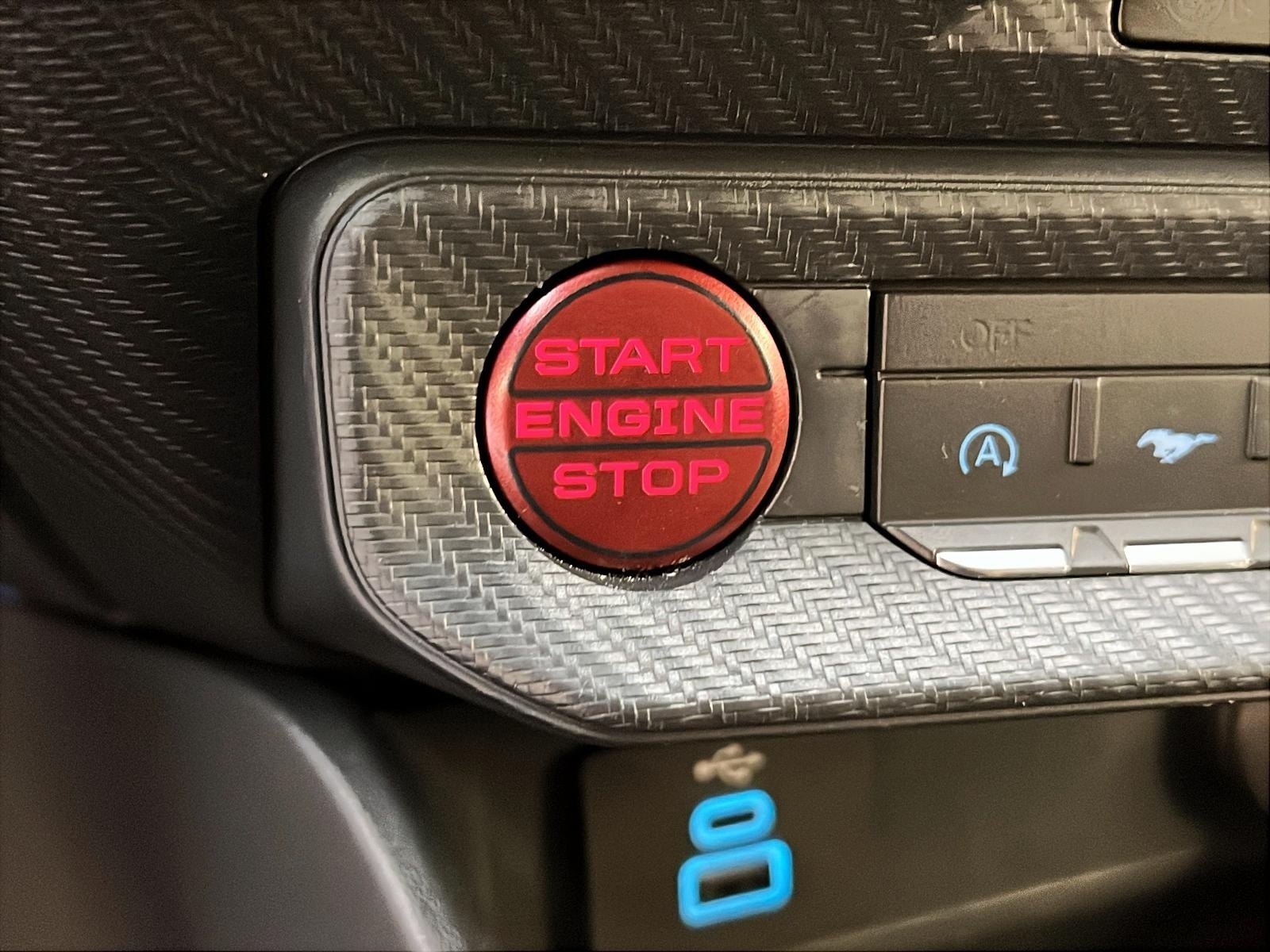 Ford Mustang 2025 - Image #17