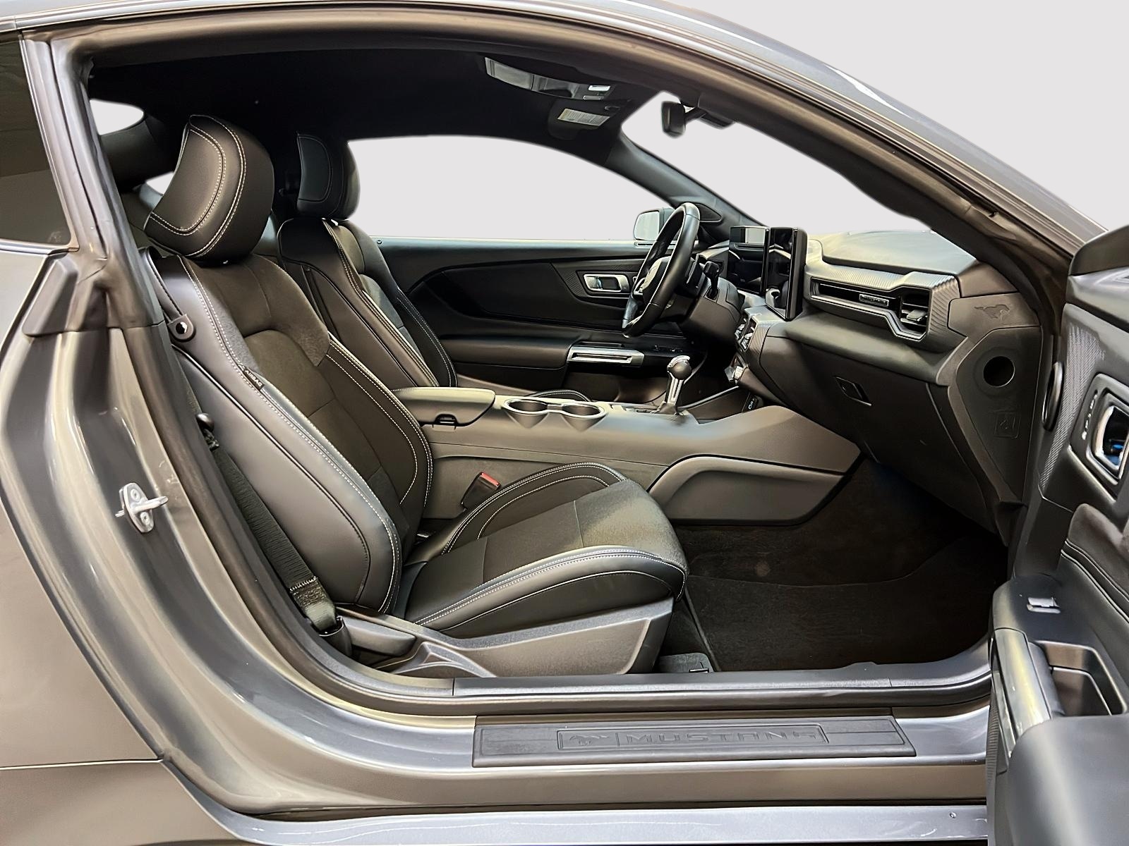 Ford Mustang GT COUPE 2025 - image #8