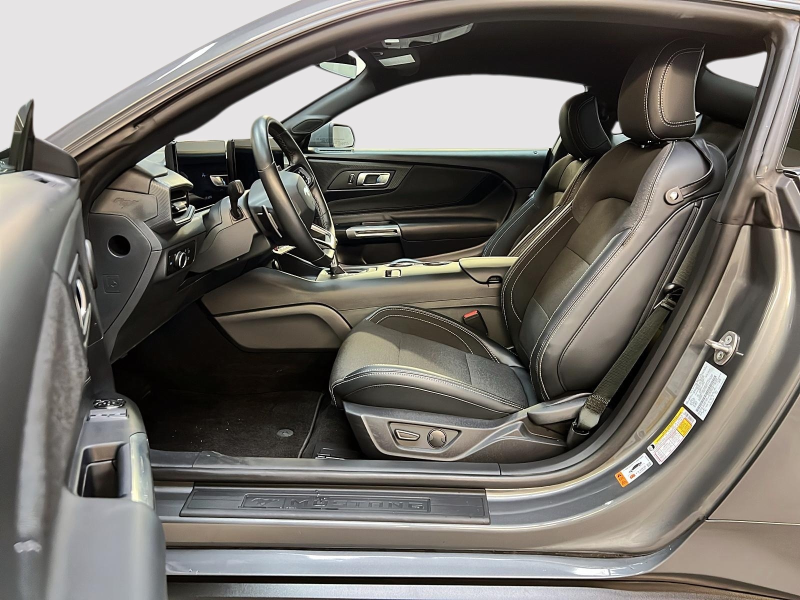 Ford Mustang GT COUPE 2025 - image #7