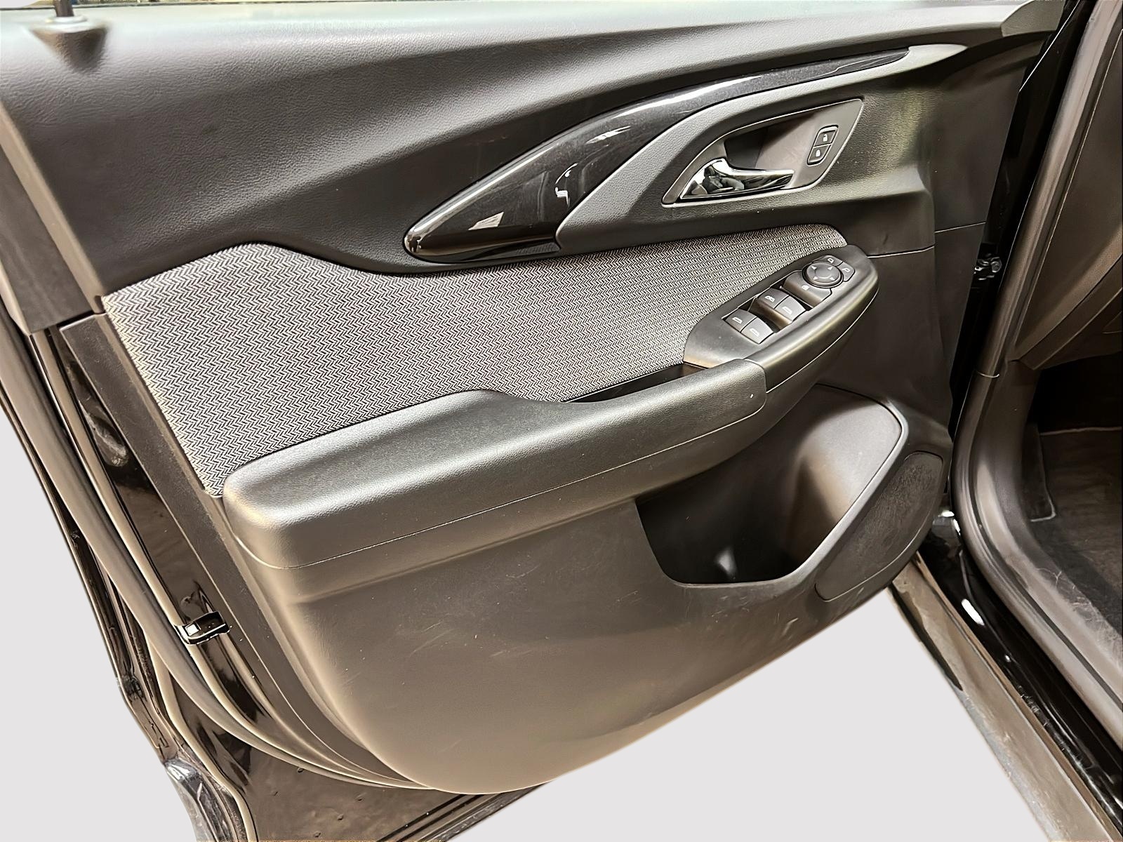 Chevrolet Trailblazer 1LS 4RM 2023 - image #21