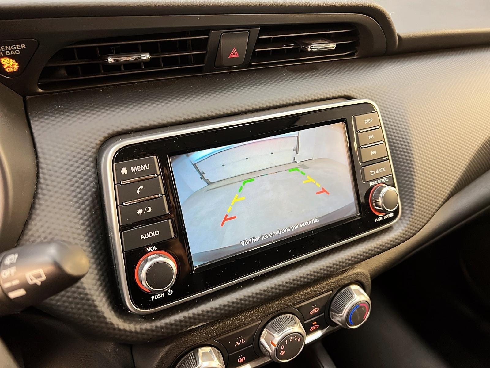 Nissan Kicks S 2023 - image #16