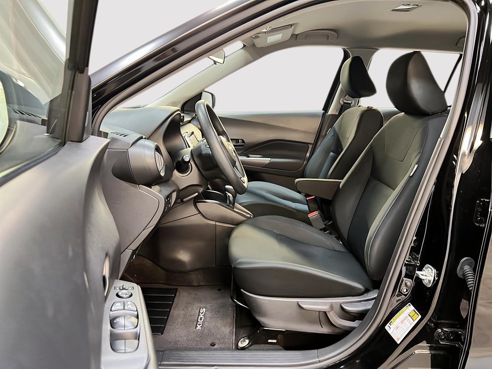 Nissan Kicks S 2023 - image #7