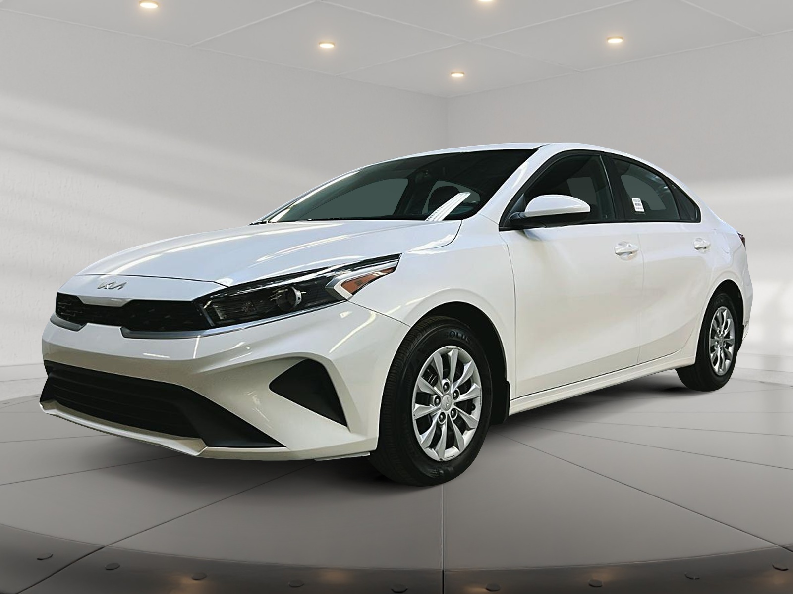 Kia Forte LX 2023 - image #1