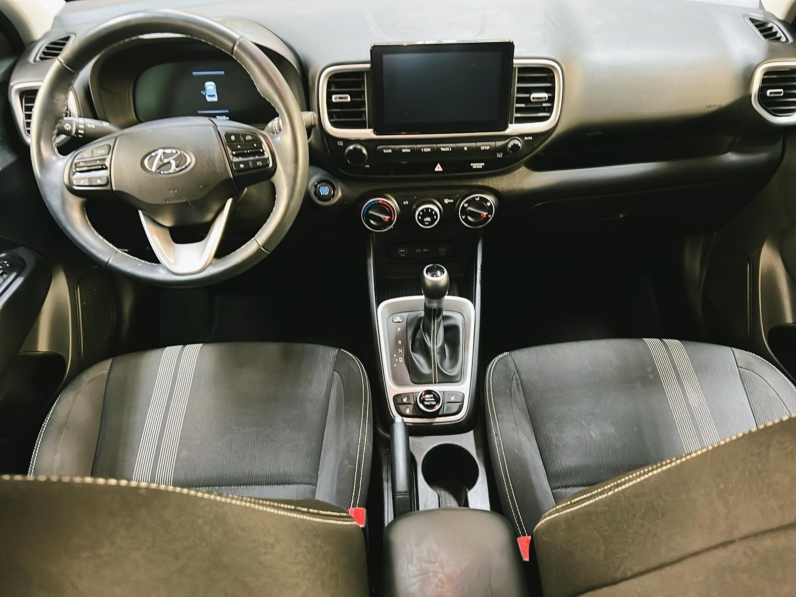 Hyundai Venue PREFERRED 2024 - image #10