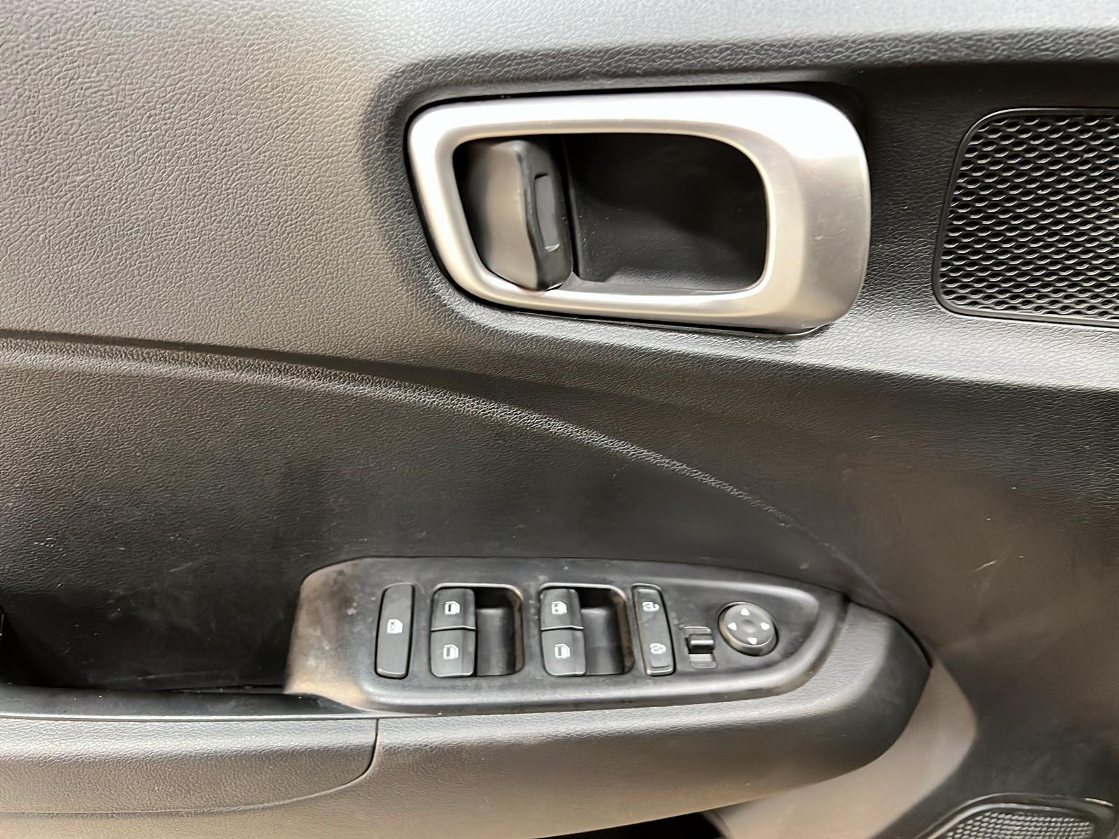 Hyundai Venue PREFERRED 2024 - image #21