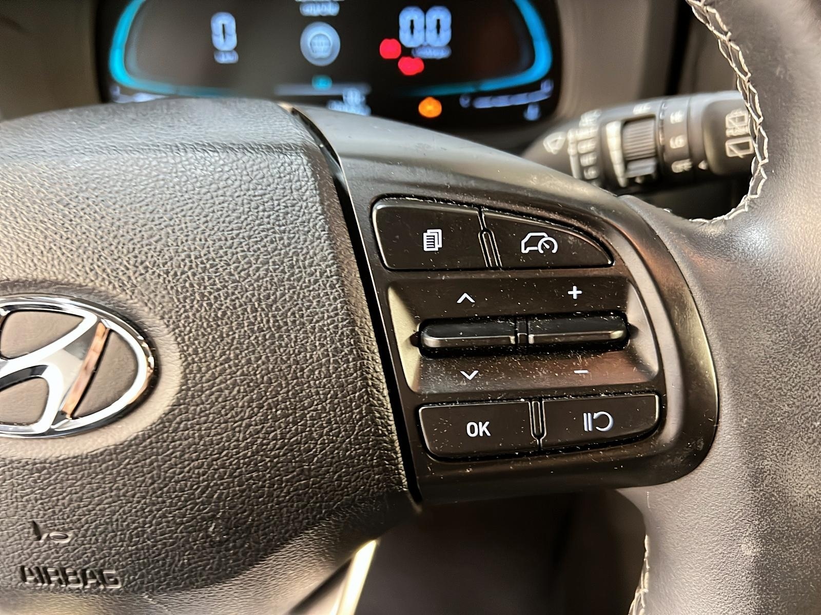 Hyundai Venue PREFERRED 2024 - image #18