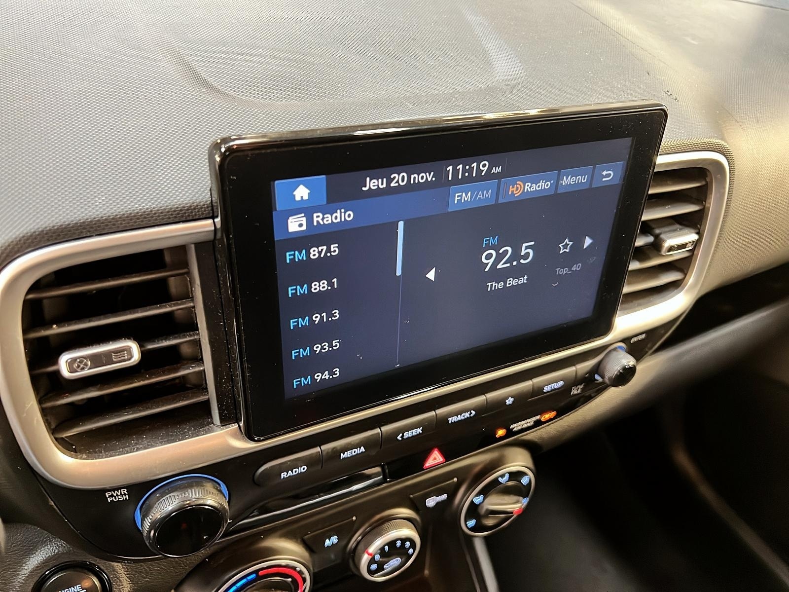 Hyundai Venue PREFERRED 2024 - image #15