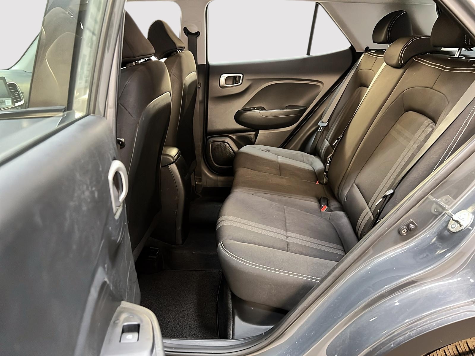 Hyundai Venue PREFERRED 2024 - image #9