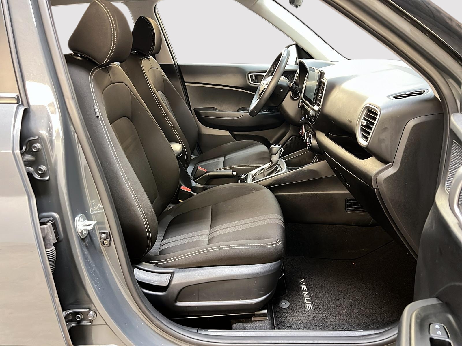 Hyundai Venue PREFERRED 2024 - image #8