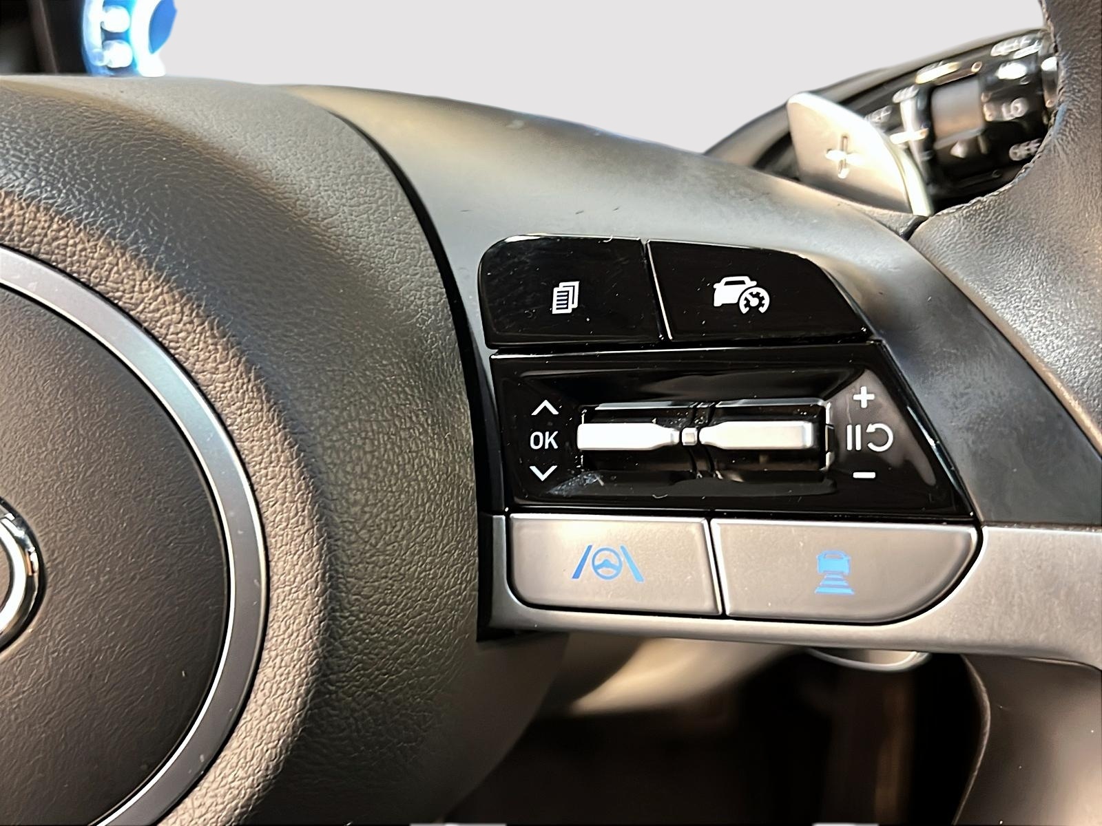 Hyundai Tucson LUXURY HYBRID CUIR TOIT PANO NAV 4RM 2024 - image #21