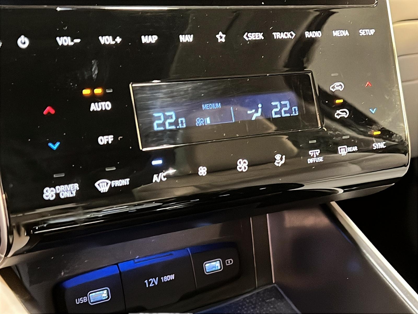 Hyundai Tucson LUXURY HYBRID CUIR TOIT PANO NAV 4RM 2024 - image #16