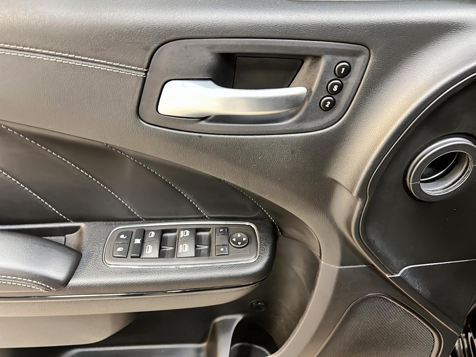 Dodge Charger 2023 - Image #23