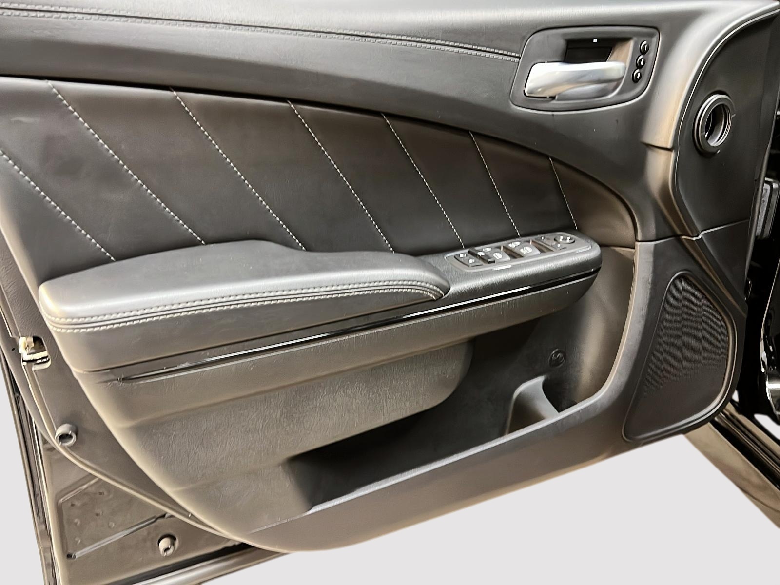 Dodge Charger 2023 - Image #24