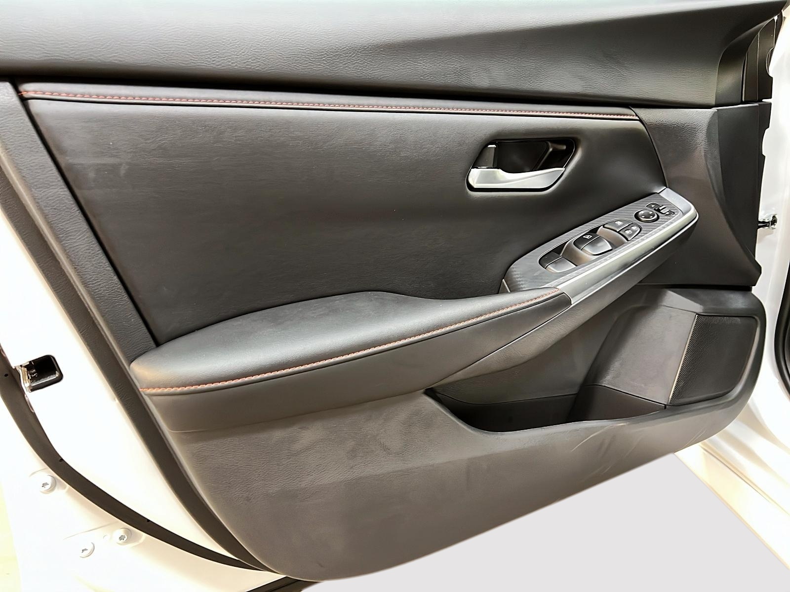 Nissan Sentra SR TOIT 2024 - image #23