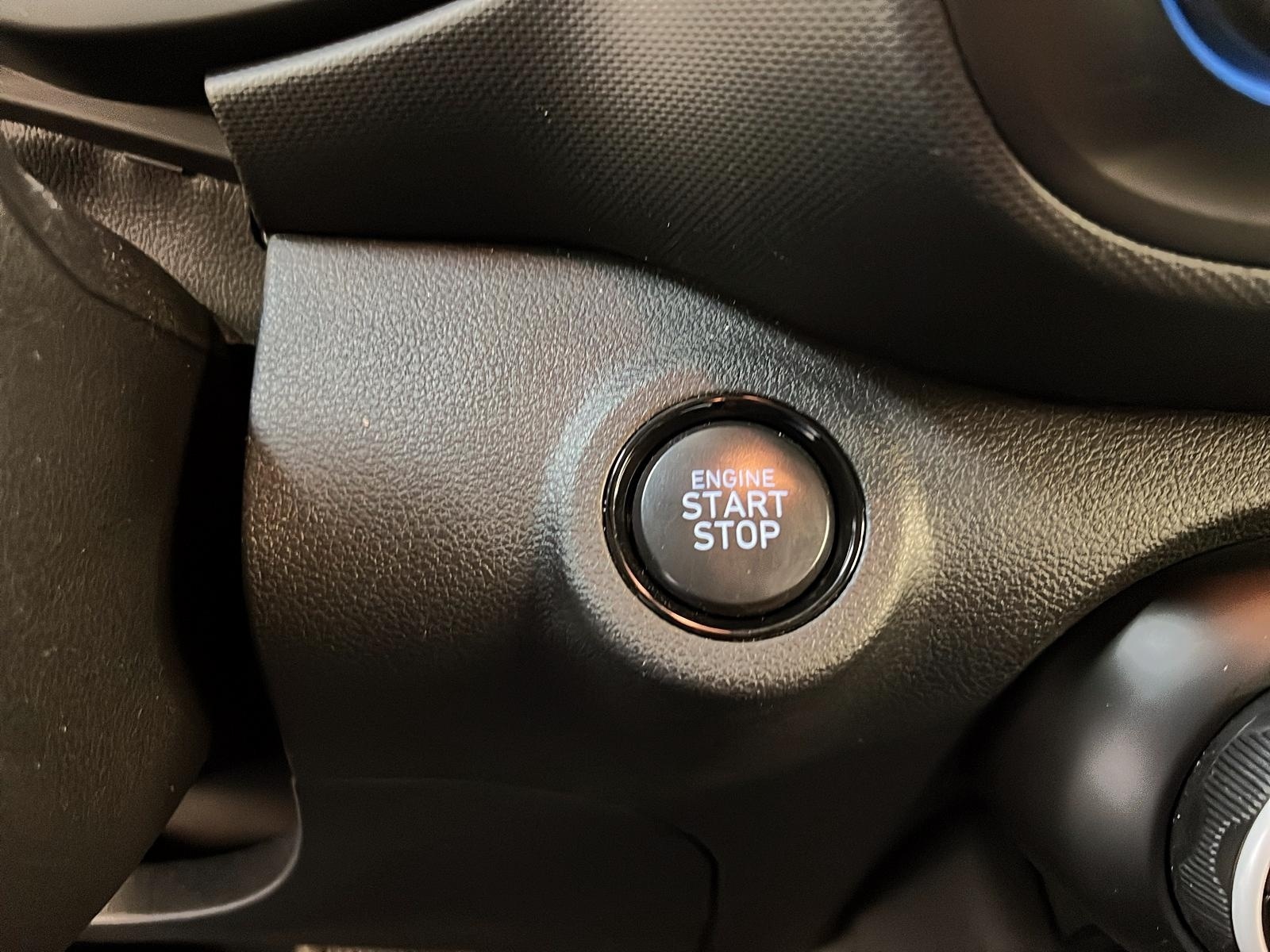 Hyundai Venue ULTIMATE TOIT 2023 - image #18