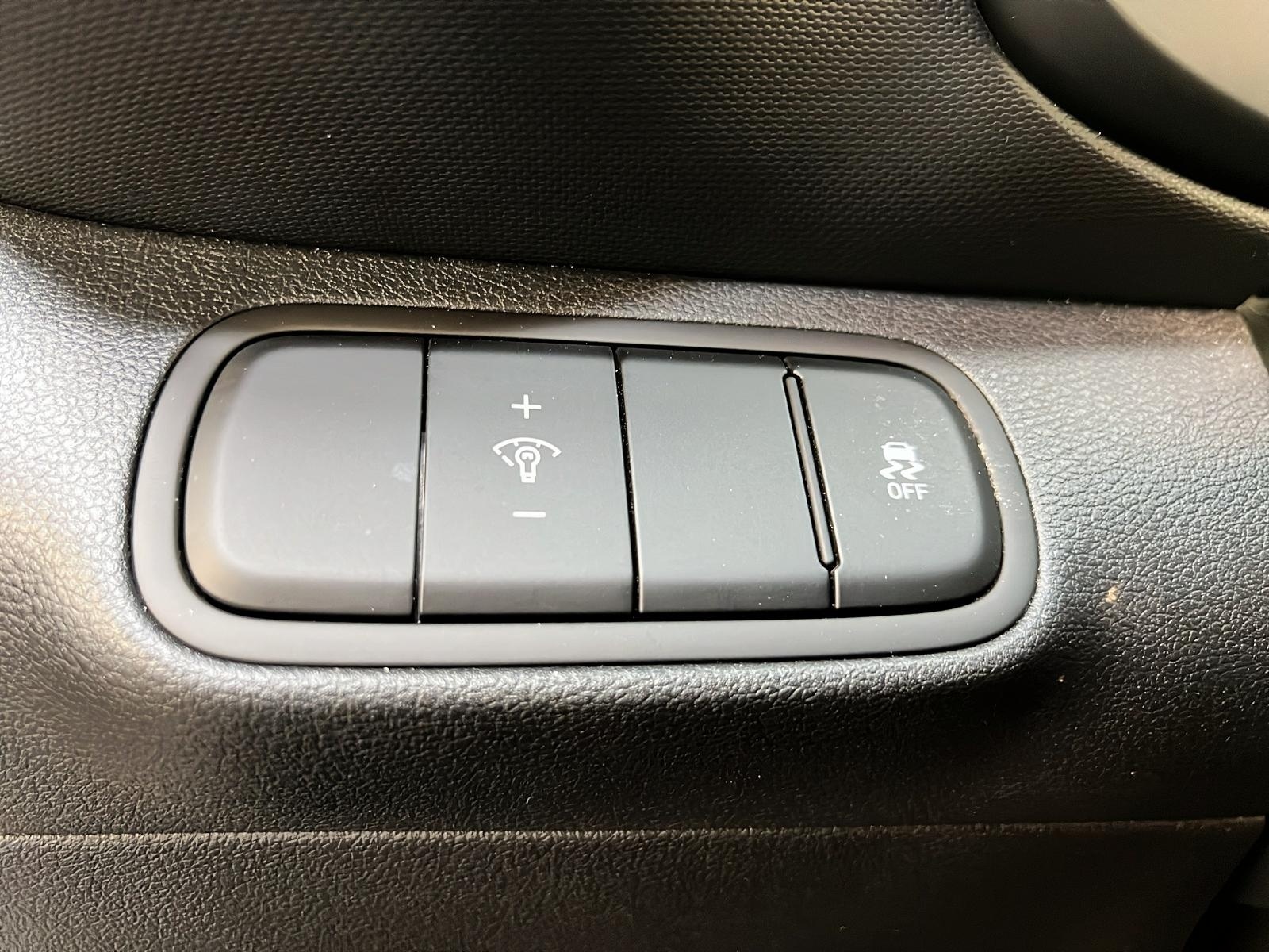 Hyundai Venue ULTIMATE TOIT 2023 - image #21