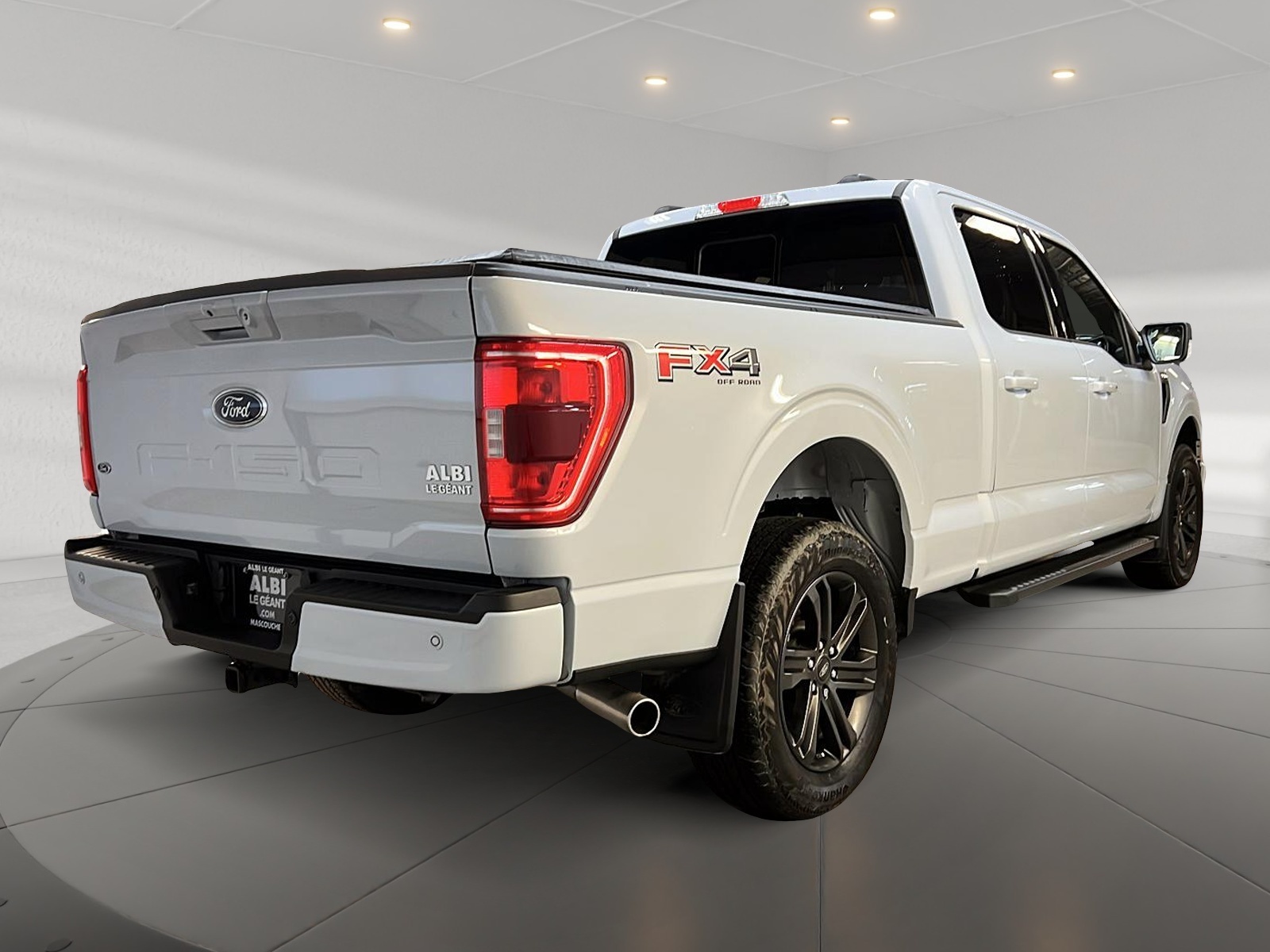 Ford F-150 XLT FX4 SUPER CREW 4X4 2022 - image #4