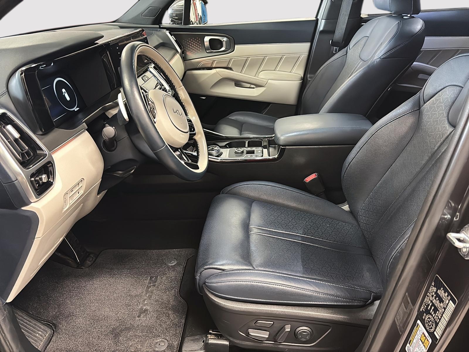 Kia Sorento SX PHEV CUIR TOIT PANO NAV 4RM 2023 - image #7