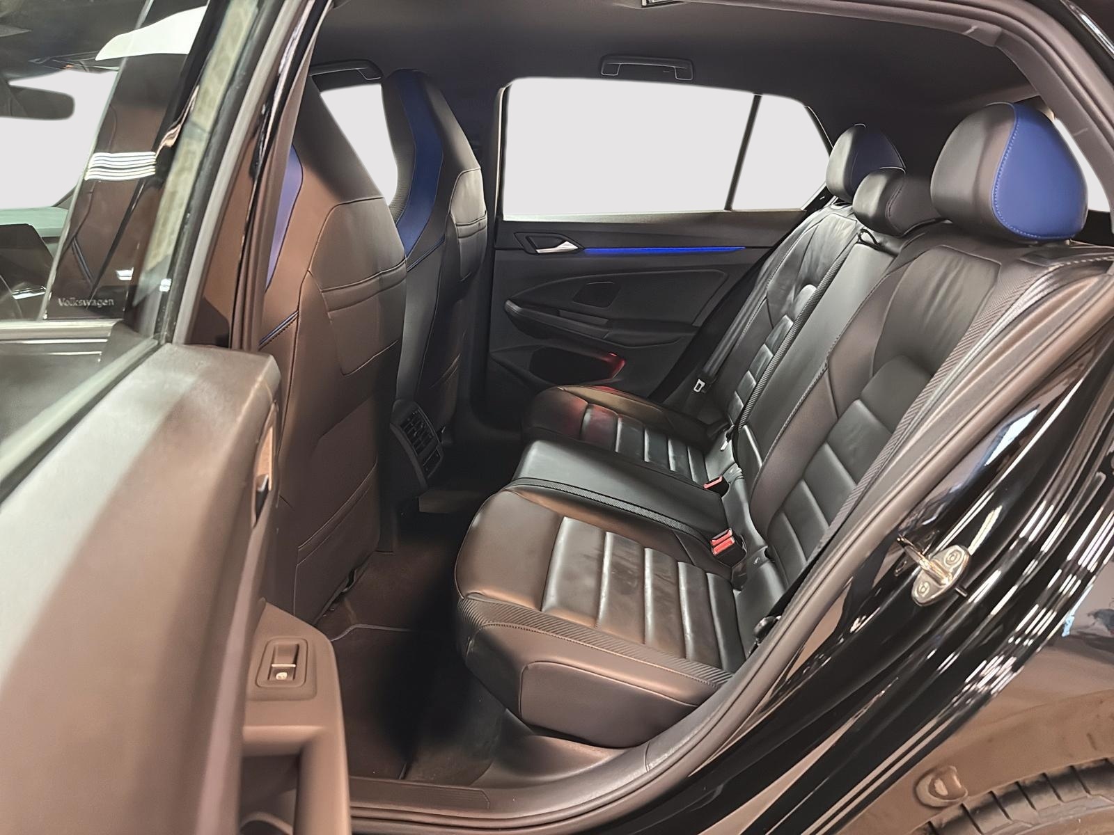 Volkswagen Golf R 2024 - Image #9