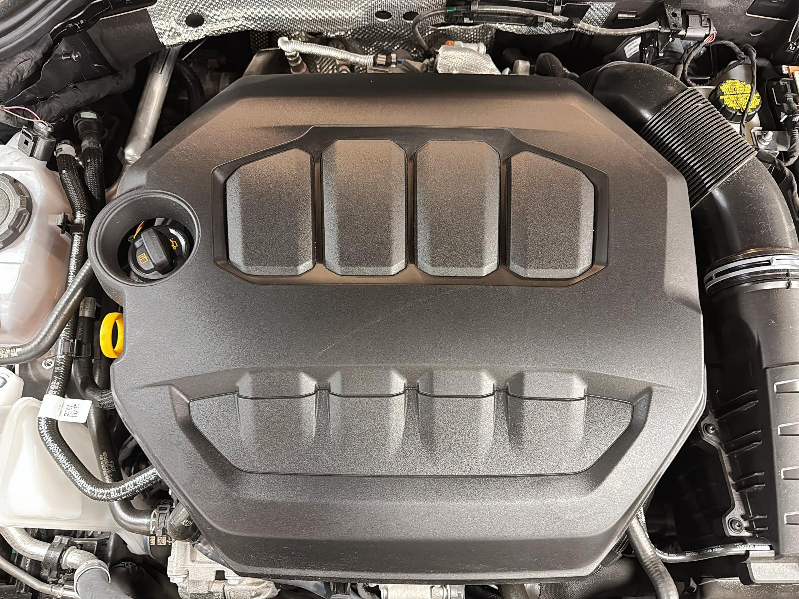 Volkswagen Golf R 2024 - Image #12