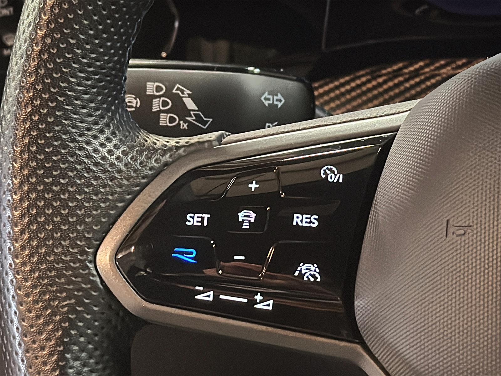 Volkswagen Golf R CUIR NAV 4RM 2024 - image #22