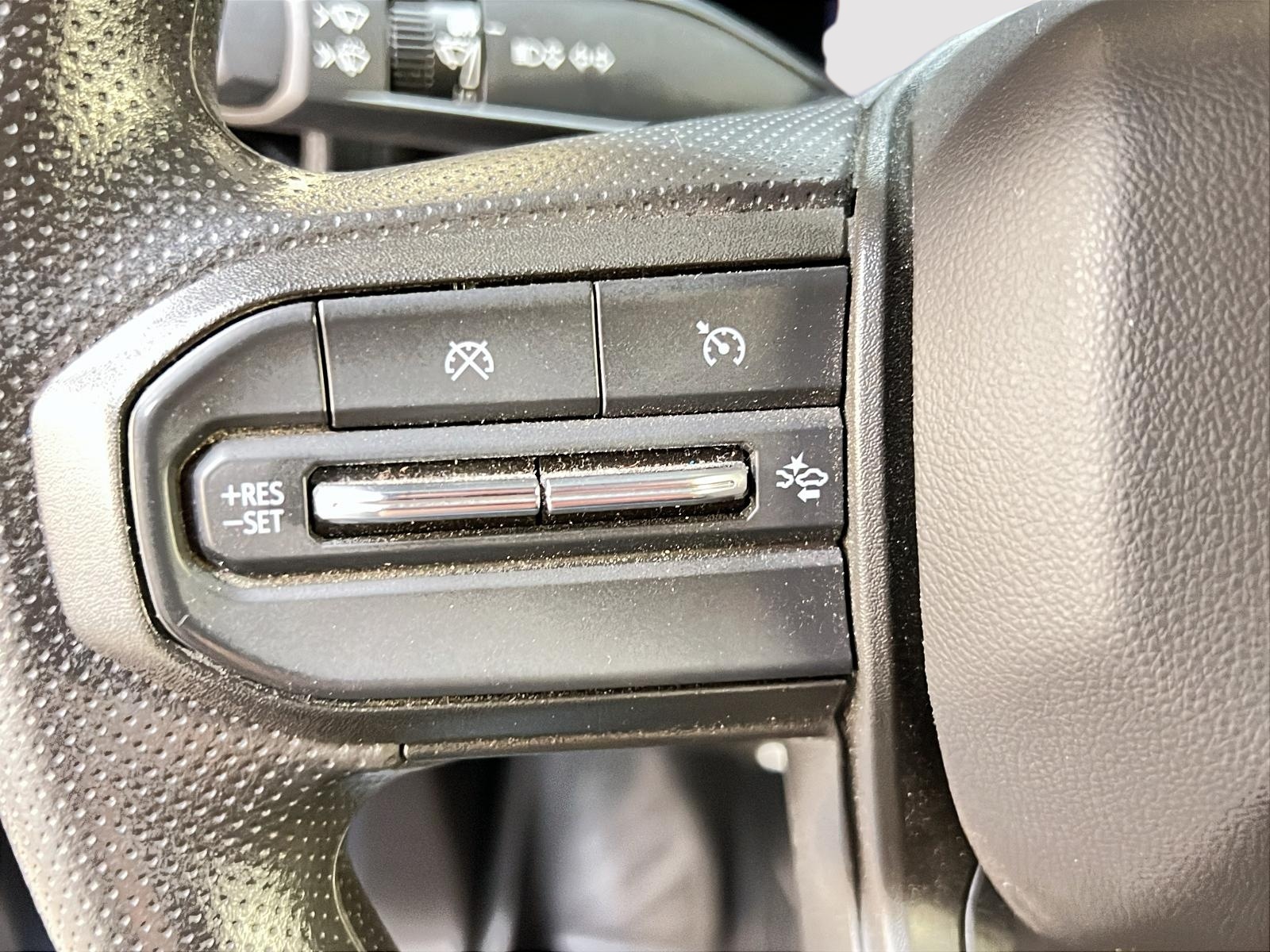 Chevrolet Colorado TRAIL BOSS CREW CAB 4X4 2023 - image #20