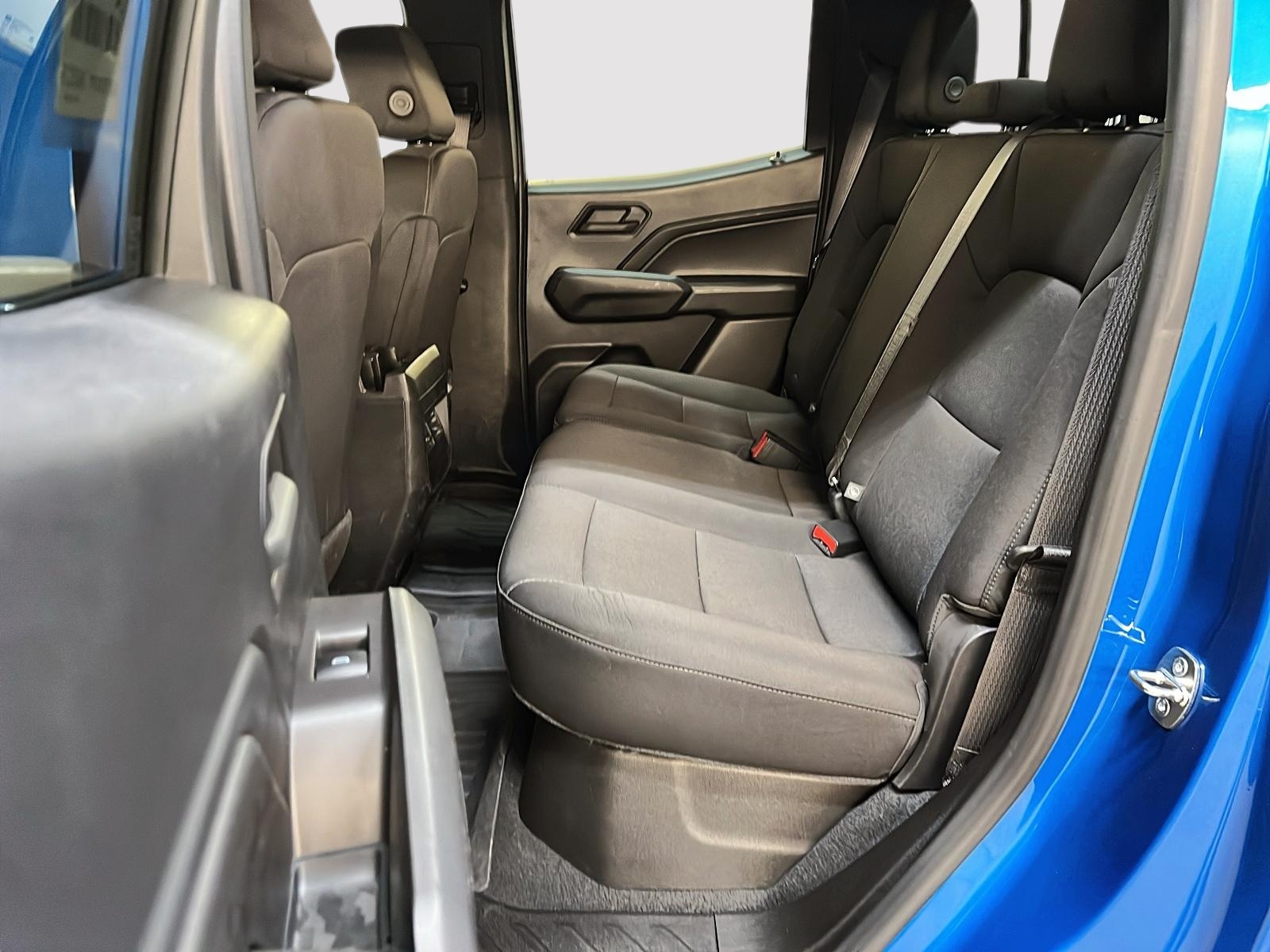 Chevrolet Colorado TRAIL BOSS CREW CAB 4X4 2023 - image #9