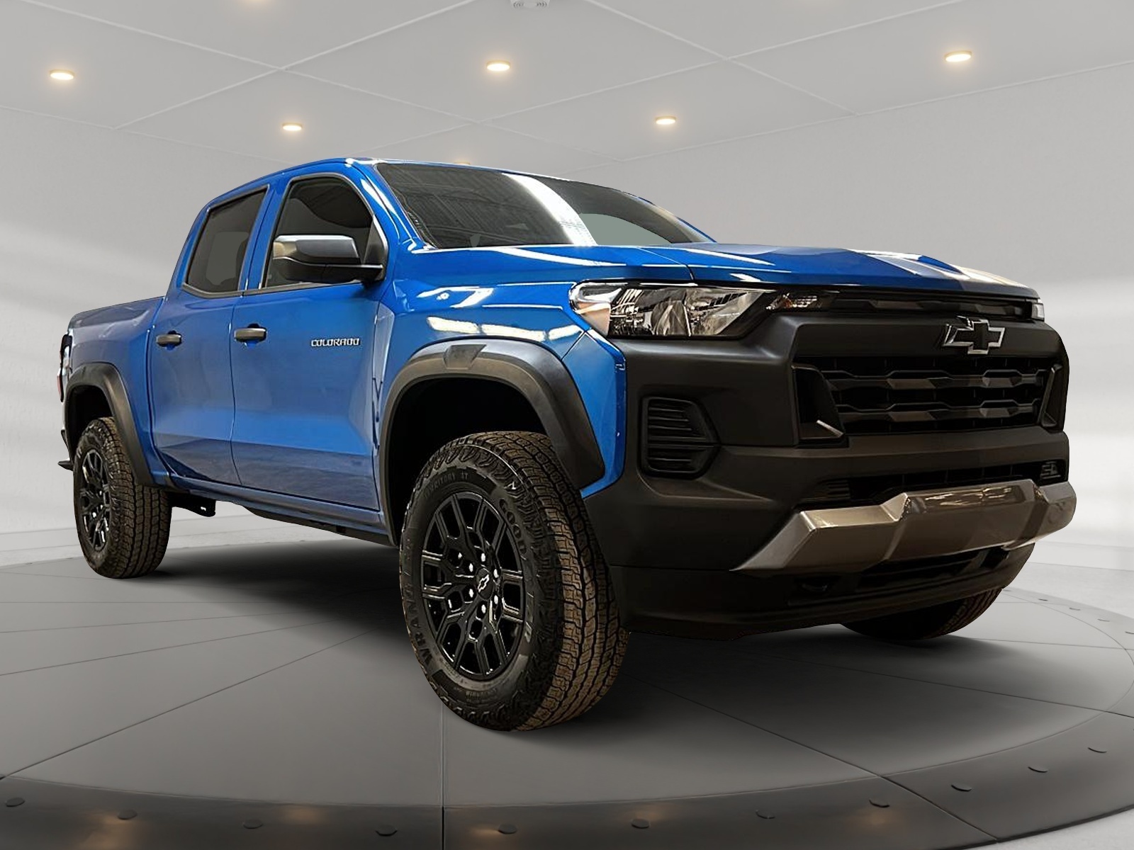 Chevrolet Colorado TRAIL BOSS CREW CAB 4X4 2023 - image #3