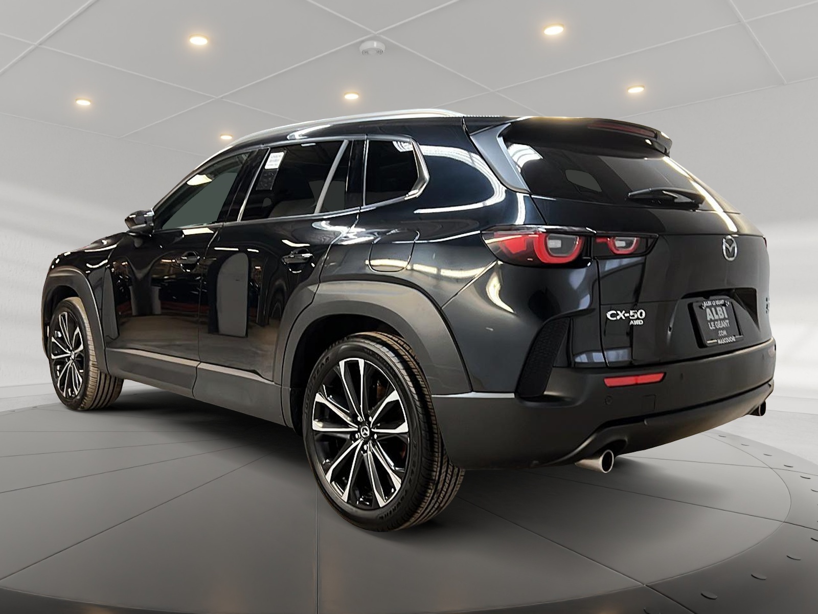 Mazda CX-50 GT CUIR TOIT PANO NAV 4RM 2024 — photo 6