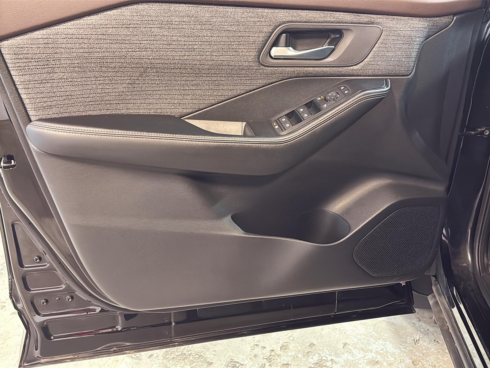 Nissan Rogue 2023 - Image #26