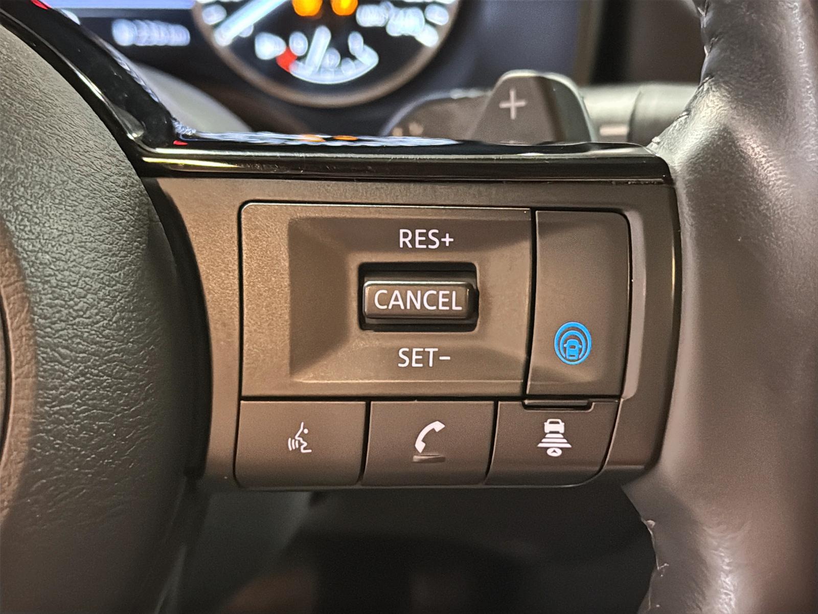 Nissan Rogue SV TOIT PANO 4RM 2023 - image #21