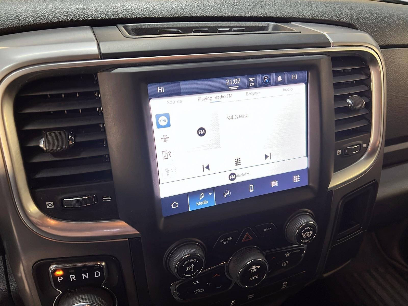 RAM 1500 Classic 2023 - Image #15