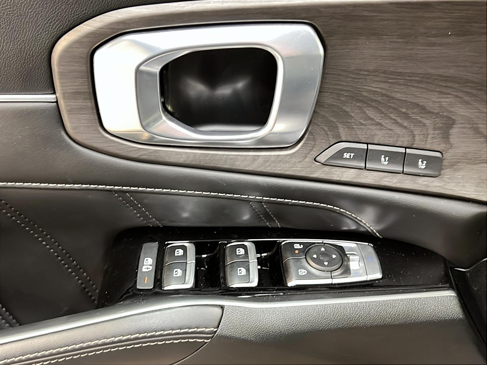 Kia Sorento X LINE LIMITED CUIR TOIT PANO NAV 4RM 2024 - image #25