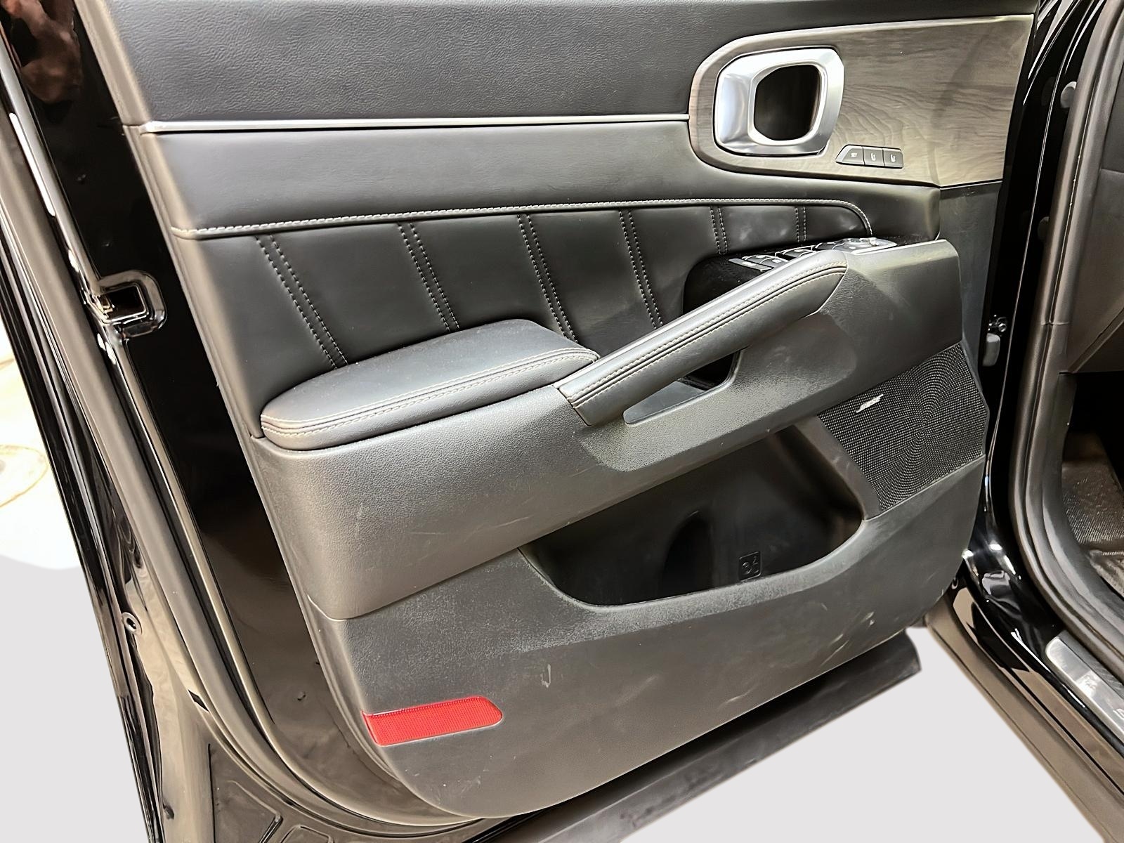 Kia Sorento X LINE LIMITED CUIR TOIT PANO NAV 4RM 2024 - image #27