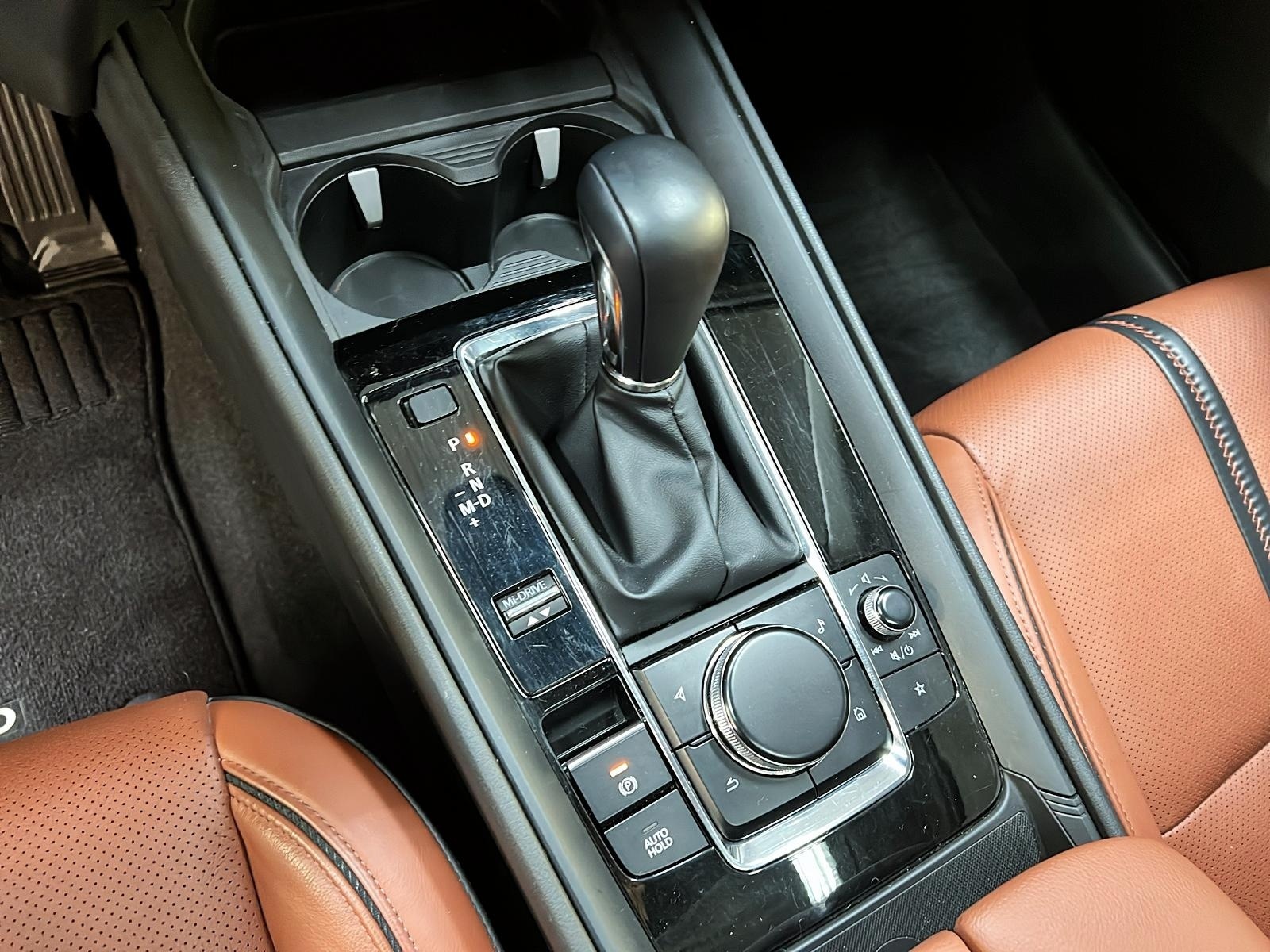 Mazda CX-50 GT TURBO CUIR TOIT PANO NAV 4RM 2024 - image #16