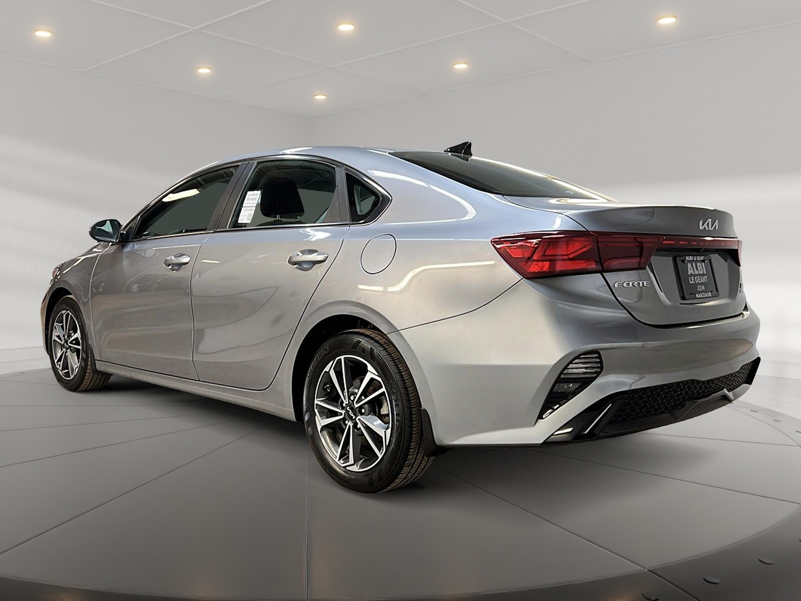 Kia Forte 2023 - Image #6